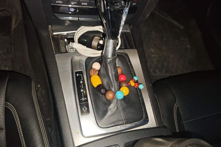 Used Mercedes-Benz E-Class 2011 E 260 CGI Coupe Gear Lever