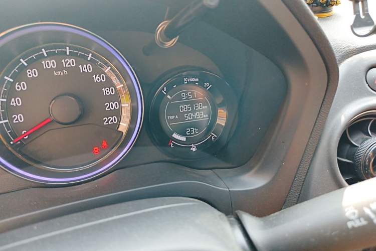 Used Honda XR-V 2015 1.8L EXi CVT Comfort Version