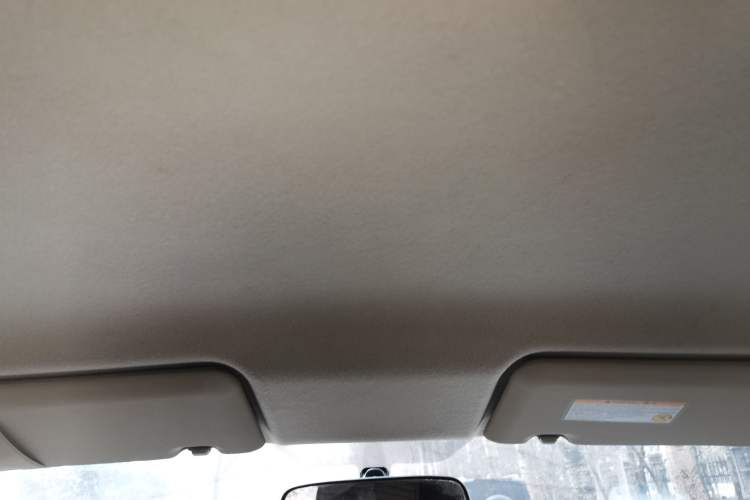 Used Nissan Livina 2010 Jingyue Edition 1.6L Manual All-Around Model
