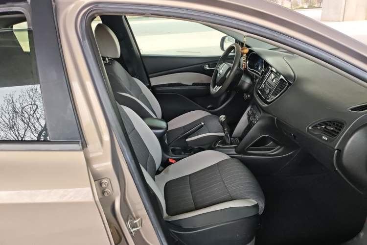 Used Fiat Viaggio 2015 1.4T Manual Enjoyment Edition
