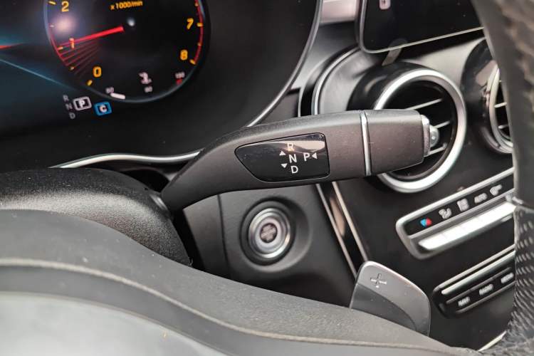 Used Mercedes-Benz C-Class 2021 C 200 L Fashion Edition Sport Version Gear Lever