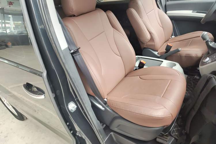 Used JAC Refine M4 2019 Business Series 2.0L Manual - China VI Standard