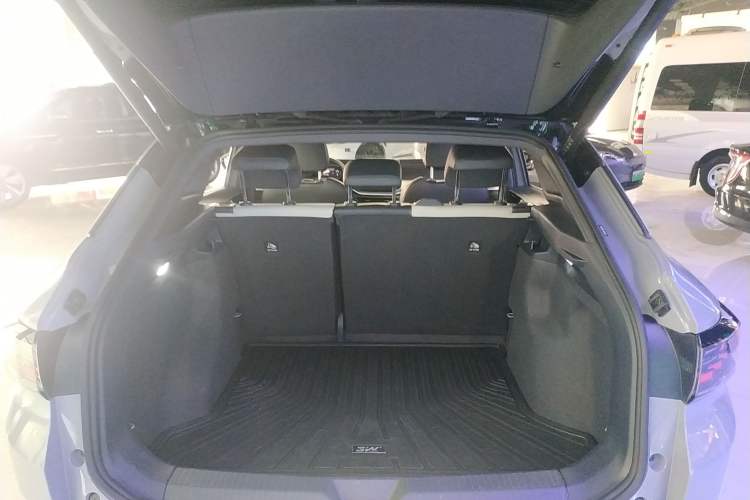 Used Volkswagen ID.4 CROZZ 2022 Pure Edition Limited Edition Trunk