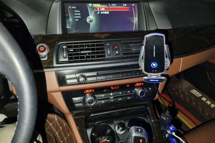 Used BMW 5 Series 2013 530Li Leading Model Audio And AC Panel