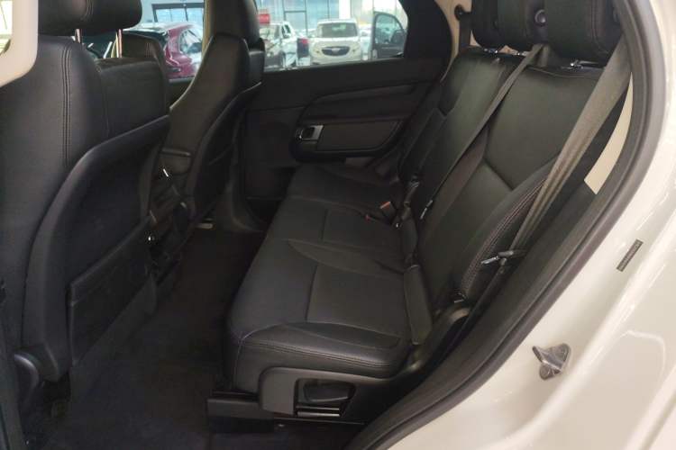 Used Land Rover Discovery 
