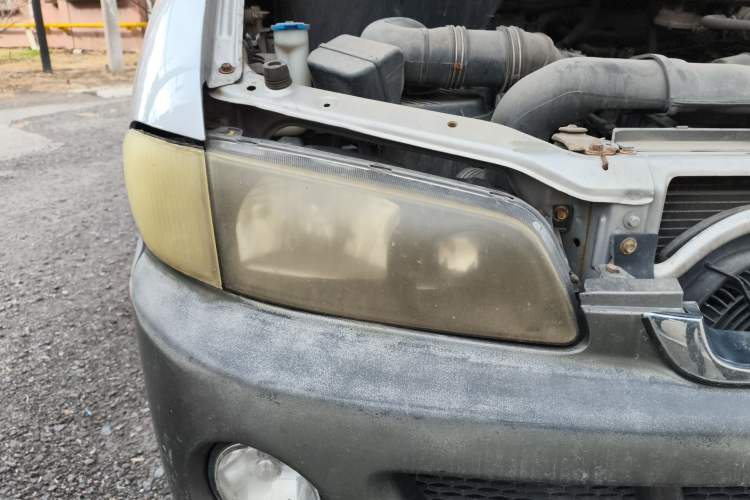 Used JAC Group Refine 2015 2.0L Shuttle Gasoline Long-Wheelbase Standard Version HFC4GA3-3D Right Front Headlight