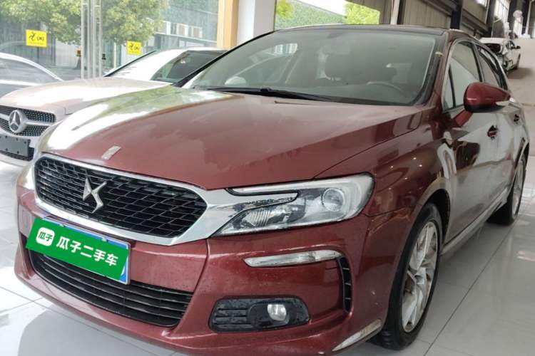 Used DS 4S 2018 30THP Enjoyment Model