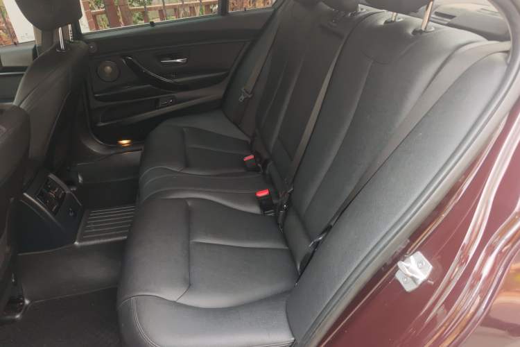 Used BMW 3 Series 2018 320Li Fashion Model Left Rear Seat