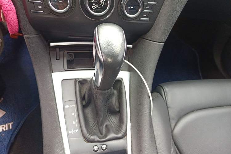 Used DS 5LS 2014 1.8L Elegant Edition VTi140