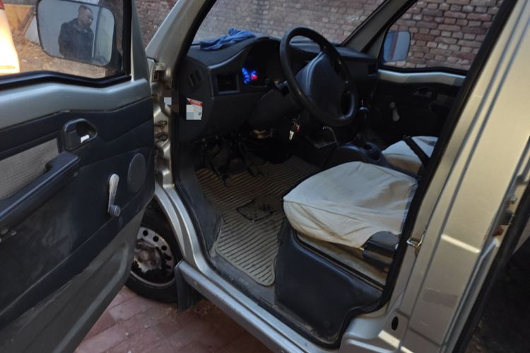 Used Wuling Zhiguang 2010 1.0L New Version Practical Edition with Short Body