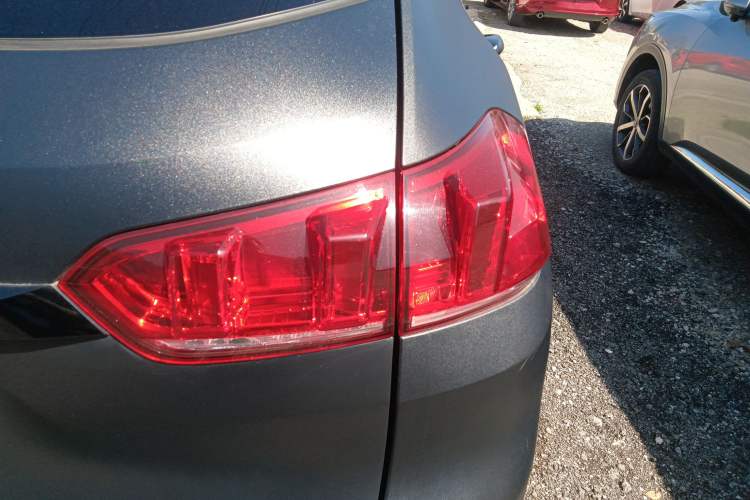 Used Wey VV5 2017 2.0T Ultra-Luxury Version
