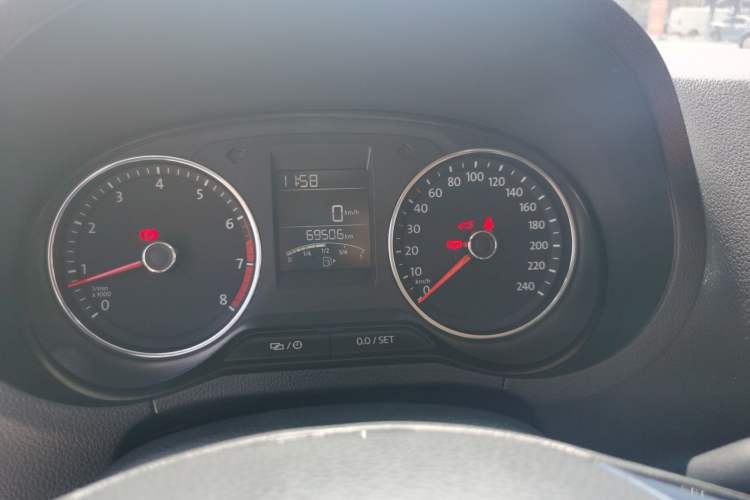 Used Volkswagen Polo 2016 1.6L Manual Comfort Model Instrument Cluster