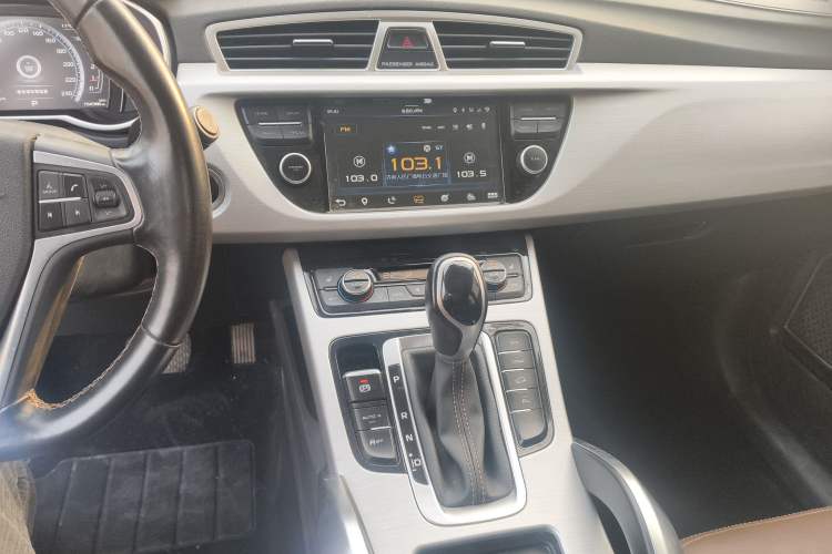 Used Geely Auto Emgrand X7 Sport 2016 1.8TD Automatic ZhiZun Version