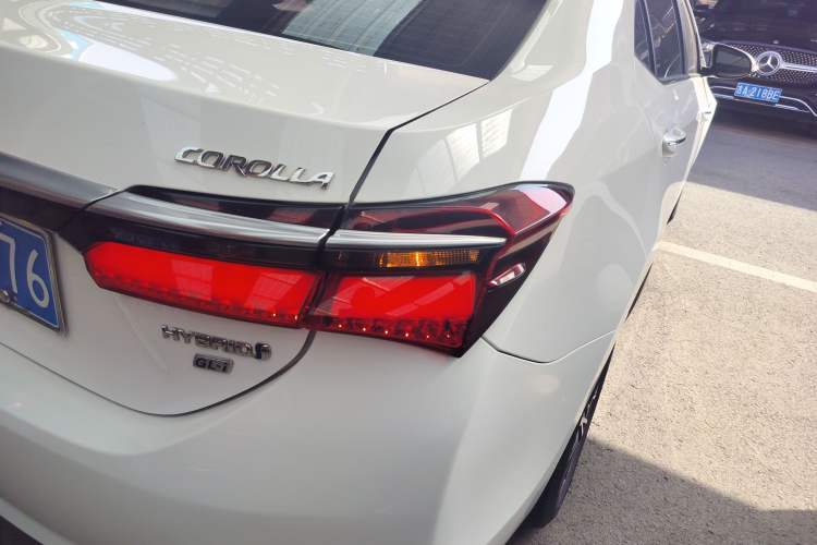 Used Toyota Corolla 2017 Revised Dual-Engine 1.8L E-CVT Leading Edition Right Rear Taillight