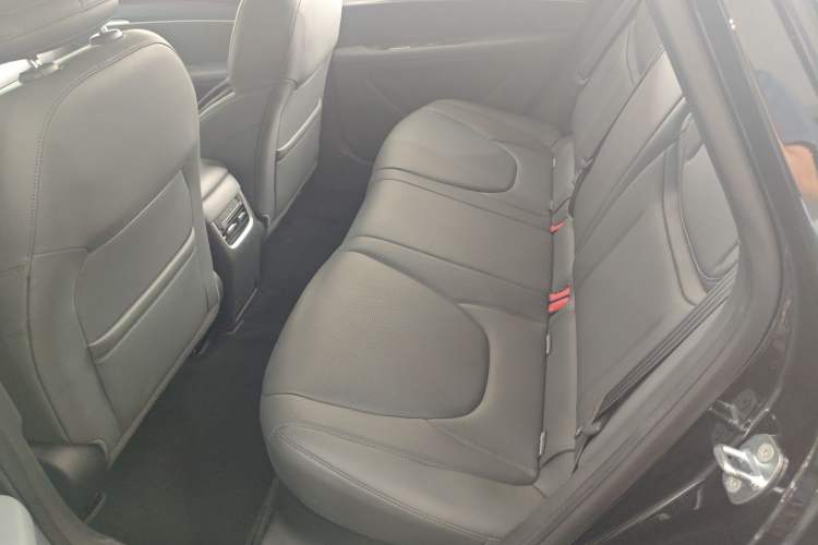 Used XPeng MONA M03 2025 600 with Ultra-Long Range Max Left Rear Seat