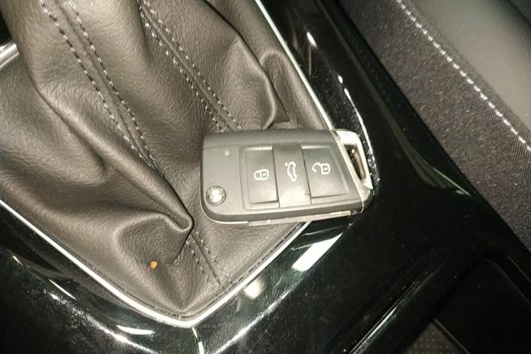 Used Volkswagen Tharu 2025 NewRui 300TSI Prestige Edition Vehicle Key