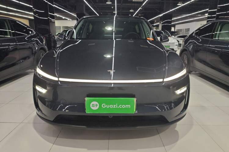 Used Tesla Model Y 2025 Rear-Wheel Drive First Edition
