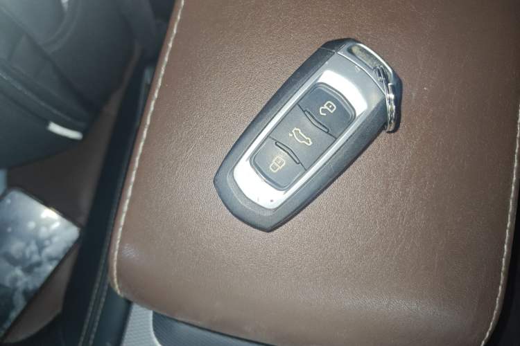 Used Geely Auto Emgrand GL 2018 1.4T DCT Prestige Smart Connectivity Version
