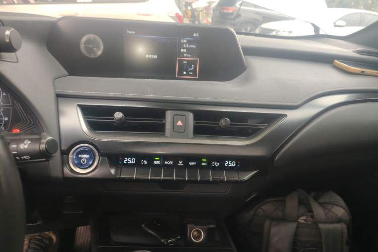 Used Lexus UX 2020 260h Explore & Adventure Edition