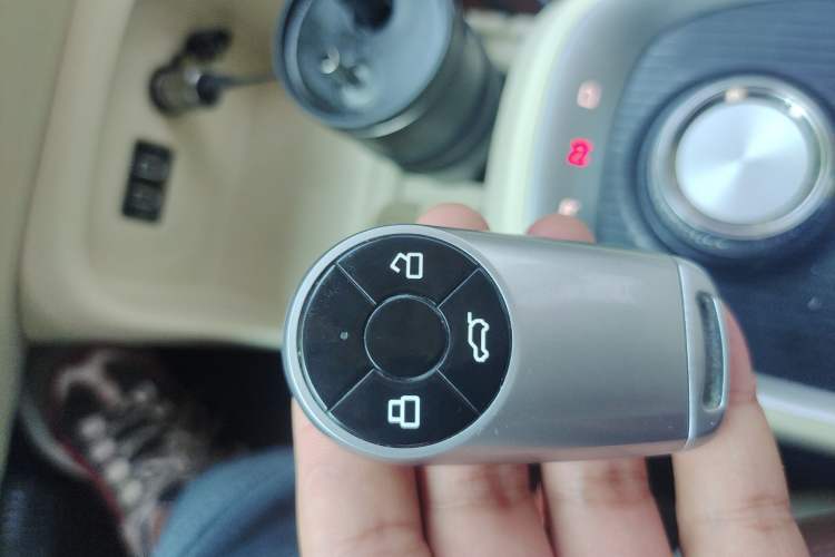 Used ORA Good Cat 2021 400km Standard Range Venus Edition Lithium Iron Phosphate Vehicle Key