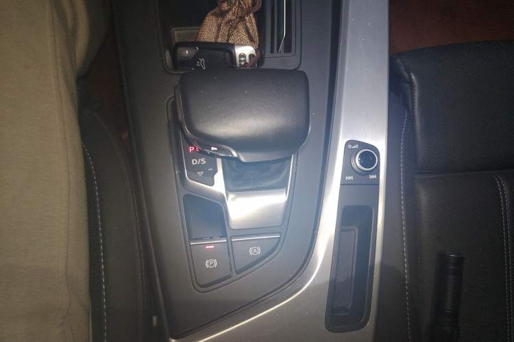 Used Audi A4L 2020 40 TFSI Fashion Dynamic Model