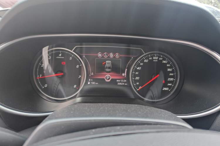 Used Hongqi H5 2022 Classic Model Facelift 1.5T DCT Qiyun Edition Instrument Cluster