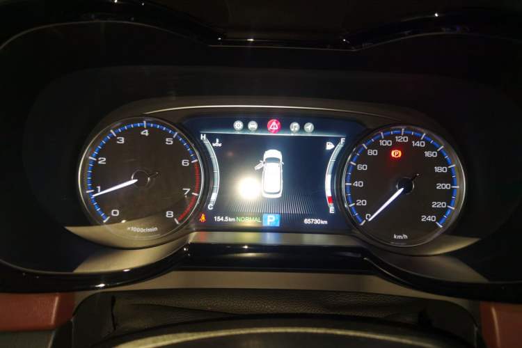 Used GAC Trumpchi GS8 2017 320T Two-Wheel Drive Luxury Smart Connectivity Version (7 Seats)