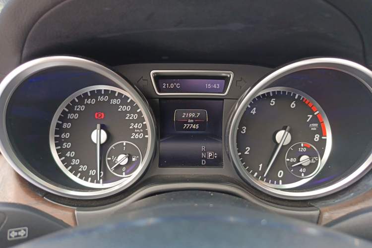 Used Mercedes-Benz GL-Class 2013 GL 500 4MATIC Instrument Cluster