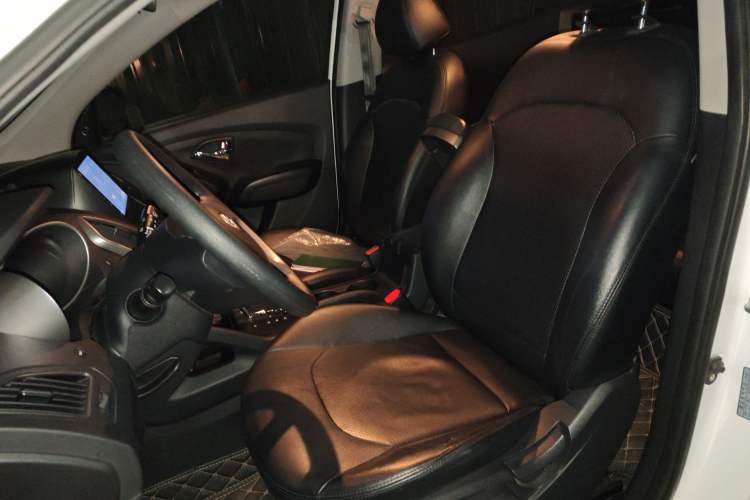 Used Hyundai ix35 2015 2.0L Automatic 2WD Comfort Edition China V Standard
