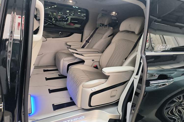 Used FORTHING Xinghai V9 2024 1.5TD 200km Qingyunti Series Premium Version Left Rear Seat