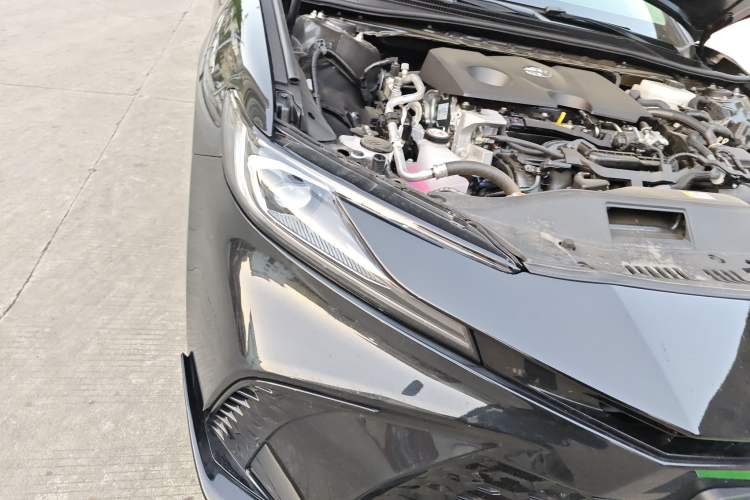 Used Toyota Camry 2026 Model Dual-Engine 2.0HSE Sport Lite Edition