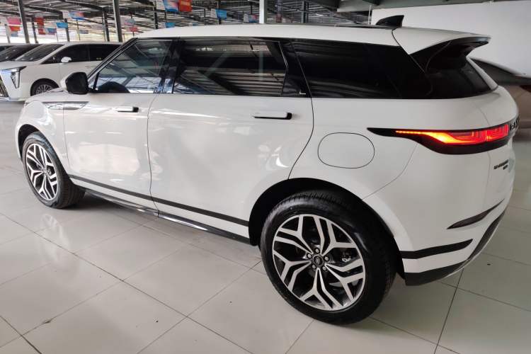 Used Land Rover Range Rover Evoque New Energy 2022 Aurora L P300e Plug-in Hybrid Electric Version