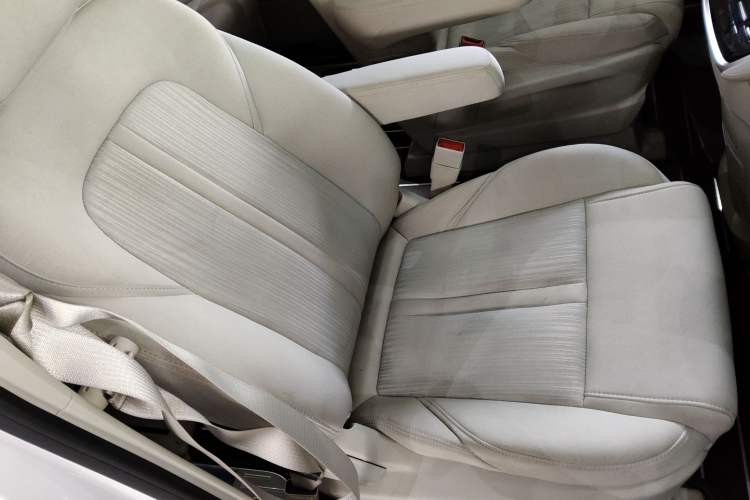 Used Buick GL8 2021 ES Landtrek 653T Comfort Edition