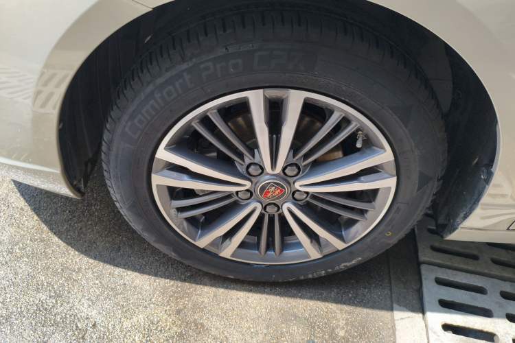 Used Roewe i5 2019 1.5L Automatic 4G Connected Langhao Edition Exterior 4