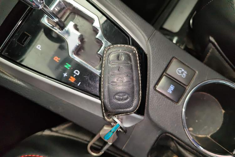 Used Toyota Corolla 2018 1.2T S-CVT GL-i Zhihui Edition Vehicle Key