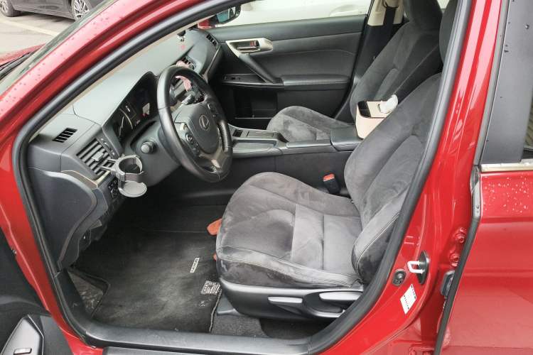 Used Lexus CT 2020 CT200h Elite Edition Monochrome Left Front Seat