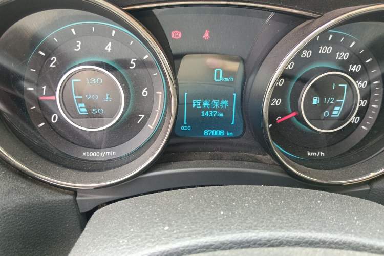 Used BAIC Senova D50 2014 1.5L manual standard version