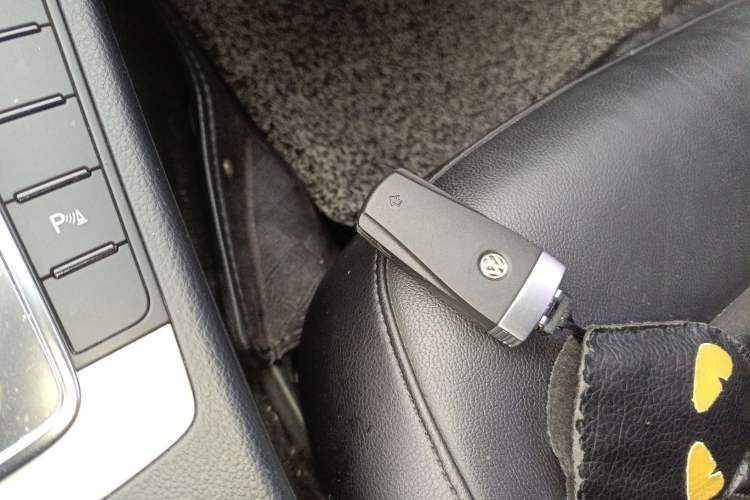 Used Volkswagen Magotan 2016 1.8TSI Luxury Comfort Model