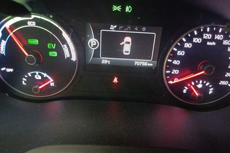 Used Kia K5 New Energy 2018 2.0L ZhiZun Edition
