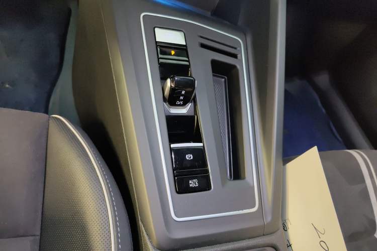 Used Volkswagen Golf 2023 Facelift 280TSI DSG R-Line Lite