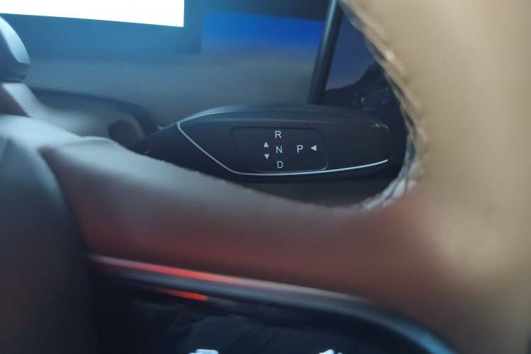 Used Chery Fengyun T8 2025 1.5T 130km Deluxe Version 5 Seats