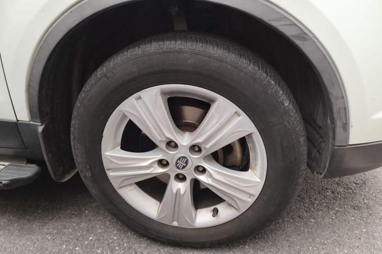 Used Bestune X80 2015 2.0L Automatic Comfort Anniversary Edition