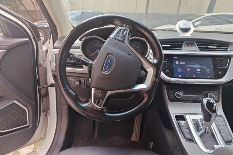 Used Geely Auto Emgrand GL 2018 1.8L DCT Elite Smart Connectivity Version
