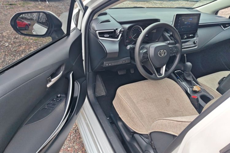 Used Toyota Corolla 2021 Dual-Motor 1.8L E-CVT Elite Edition Driver Seat