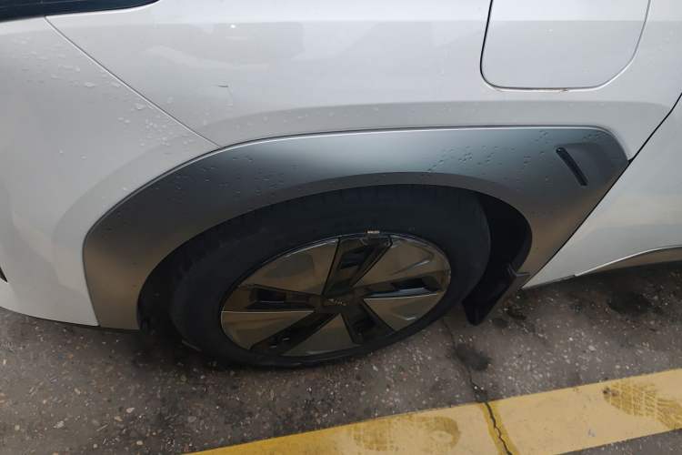 Used AION Y 2023 Younger