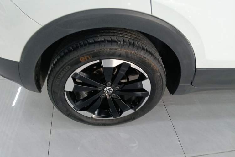 Used Volkswagen Tacqua 2023 200TSI DSG Joy-Connect Edition
