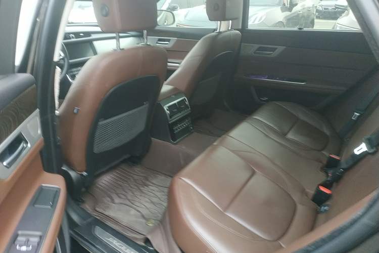 Used Jaguar XFL 2020 XFL 2.0T P250 Two-Wheel-Drive Luxury Edition