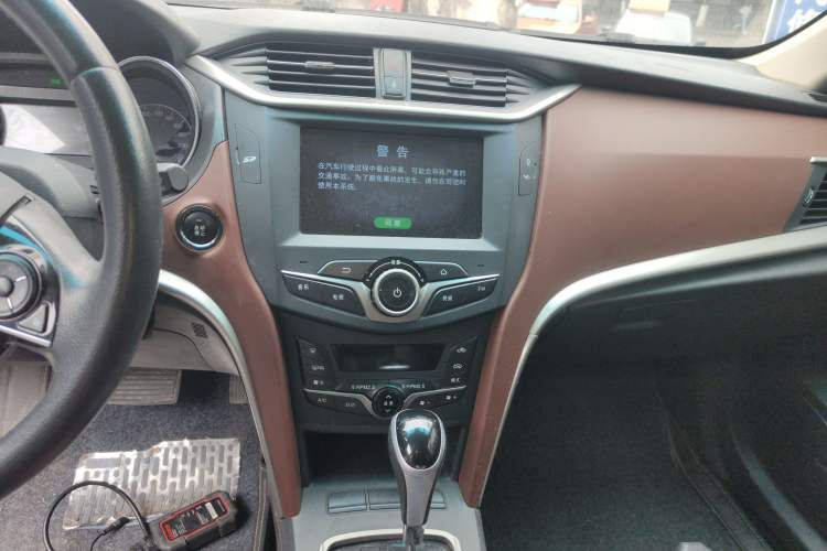 Used BYD G5 2014 1.5TID Automatic Flagship Model