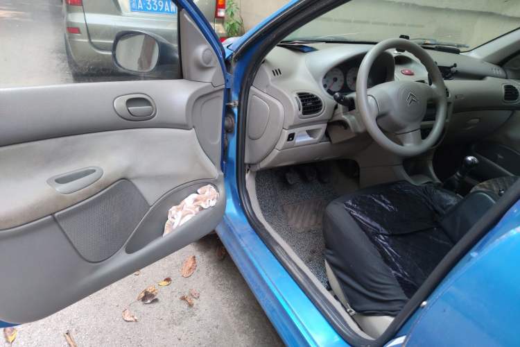 Used Citroen C2 2012 1.4L Manual Comfort Edition
