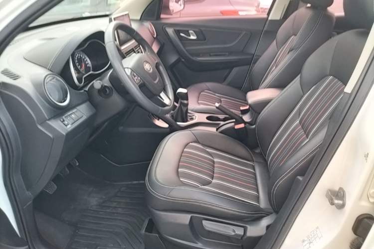 Used Bestune X40 2017 1.6L Manual Luxury Edition